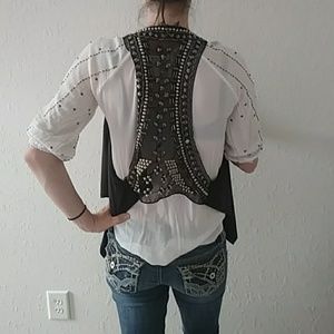 🎊Daytrip studded vest